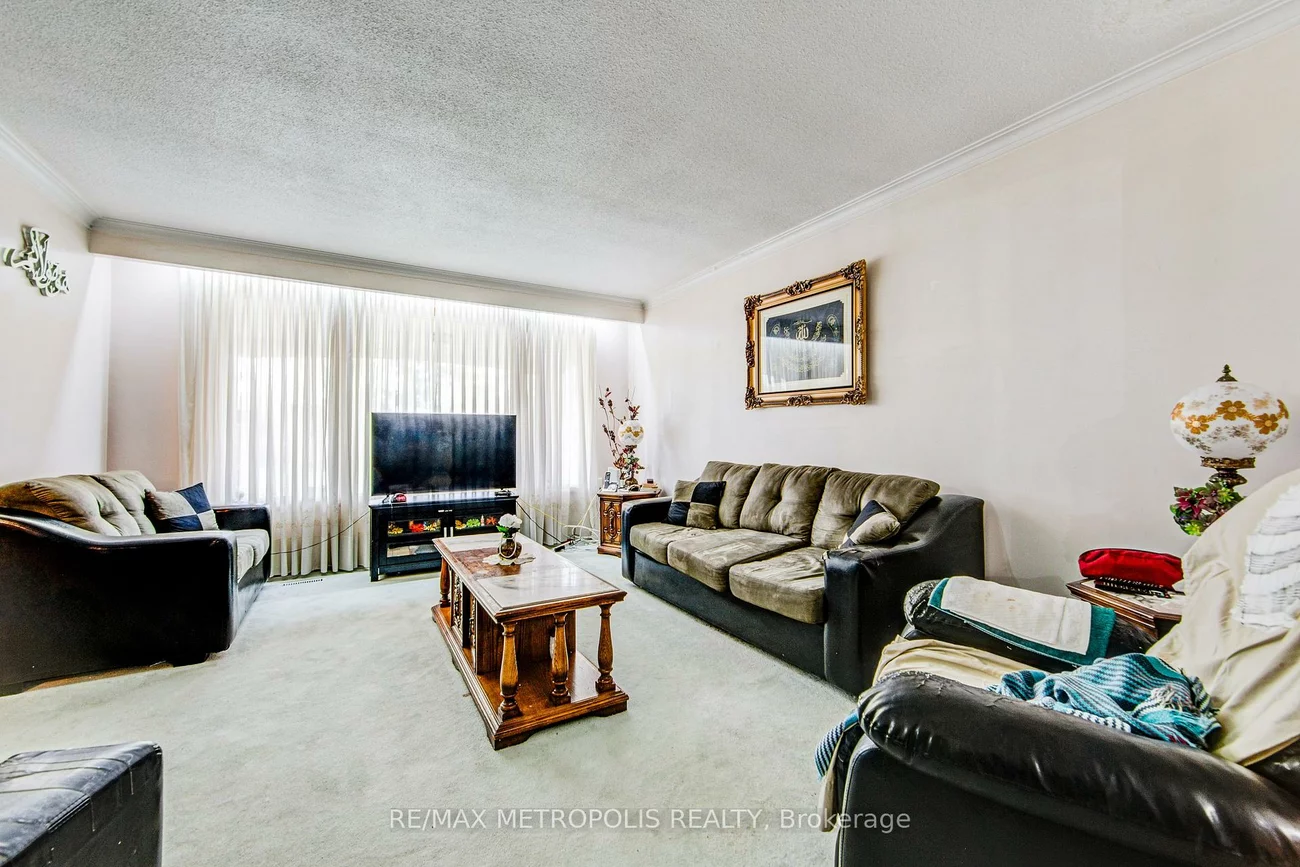 110, Stevenson, Mount Olive-Silverstone-Jamestown, Toronto