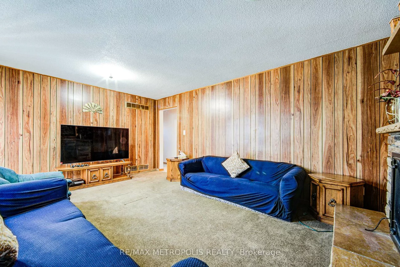 110, Stevenson, Mount Olive-Silverstone-Jamestown, Toronto