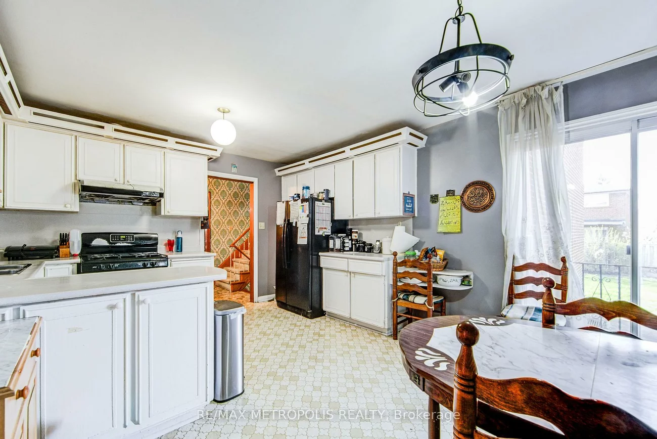 110, Stevenson, Mount Olive-Silverstone-Jamestown, Toronto