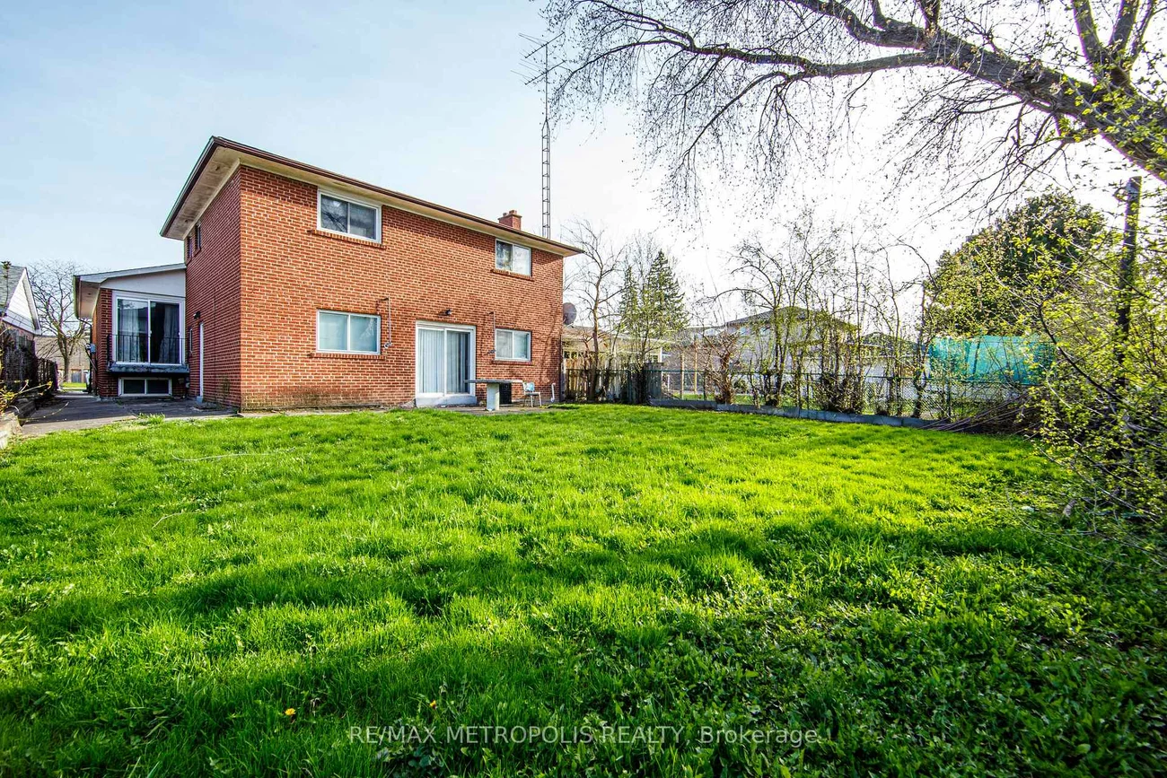 110, Stevenson, Mount Olive-Silverstone-Jamestown, Toronto
