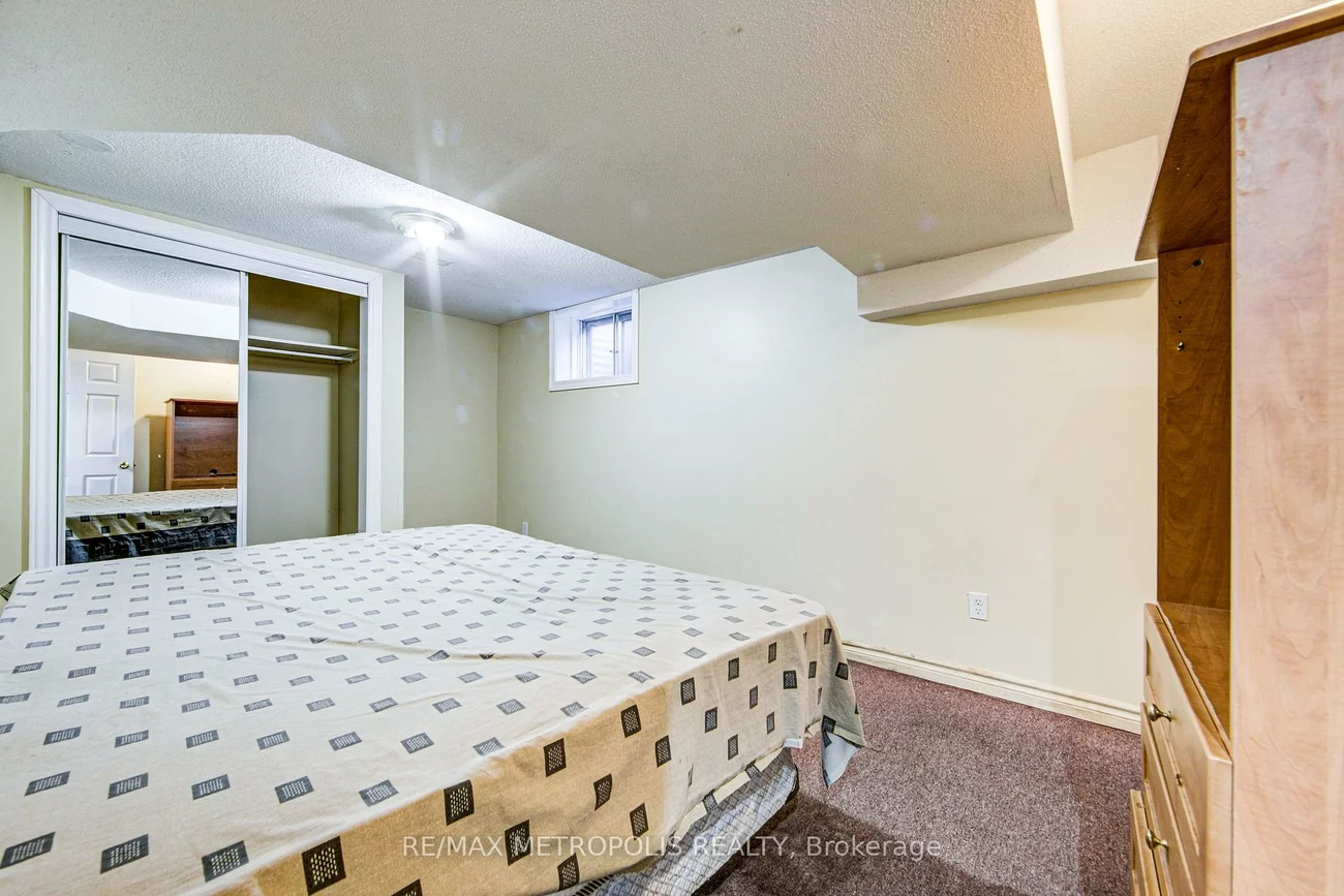 110, Stevenson, Mount Olive-Silverstone-Jamestown, Toronto