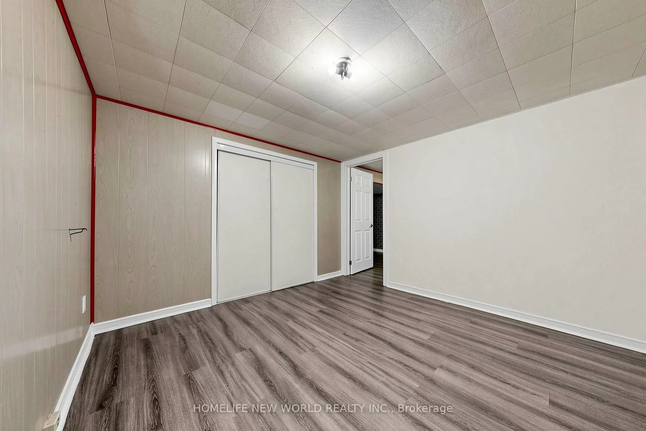 12, Greyfriar, Glenfield-Jane Heights, Toronto