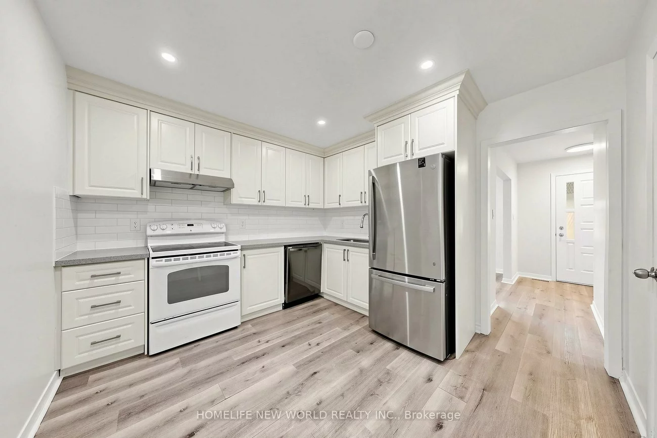 12, Greyfriar, Glenfield-Jane Heights, Toronto