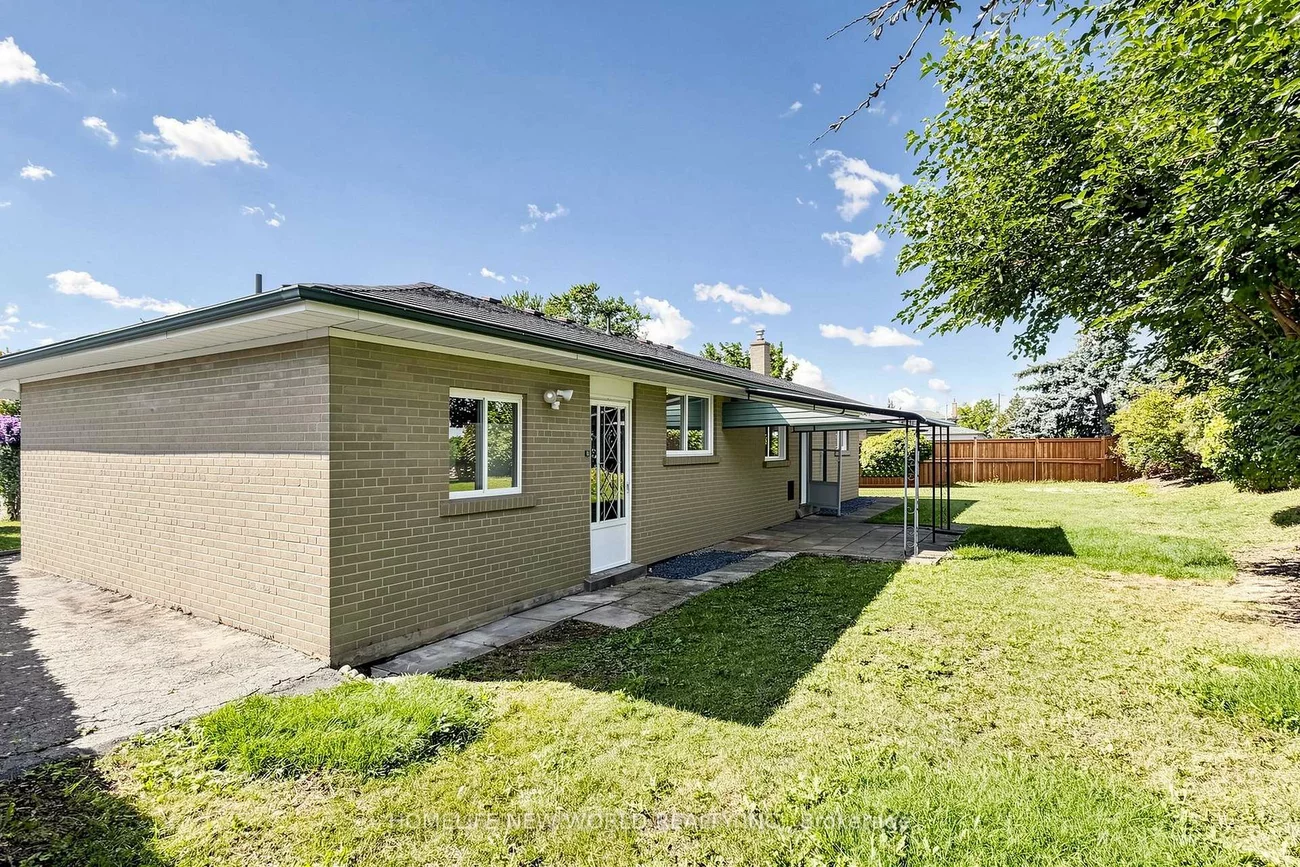 12, Greyfriar, Glenfield-Jane Heights, Toronto