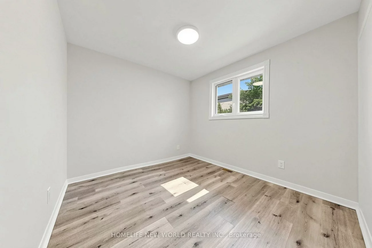 12, Greyfriar, Glenfield-Jane Heights, Toronto