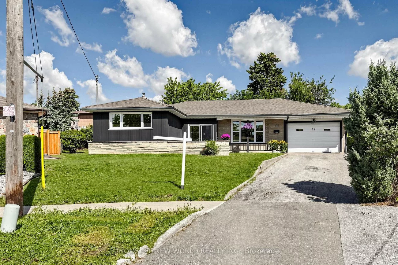 12, Greyfriar, Glenfield-Jane Heights, Toronto