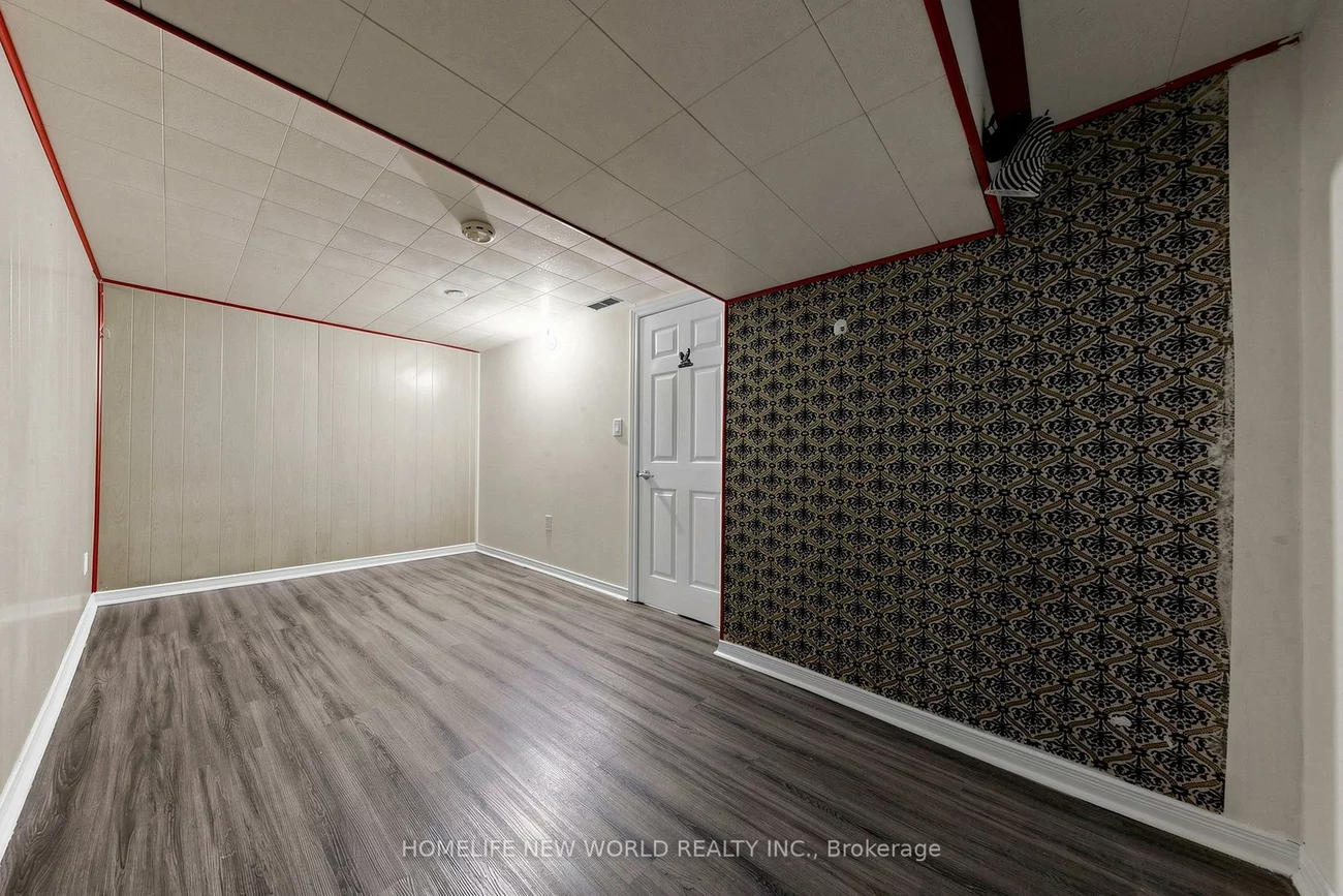 12, Greyfriar, Glenfield-Jane Heights, Toronto