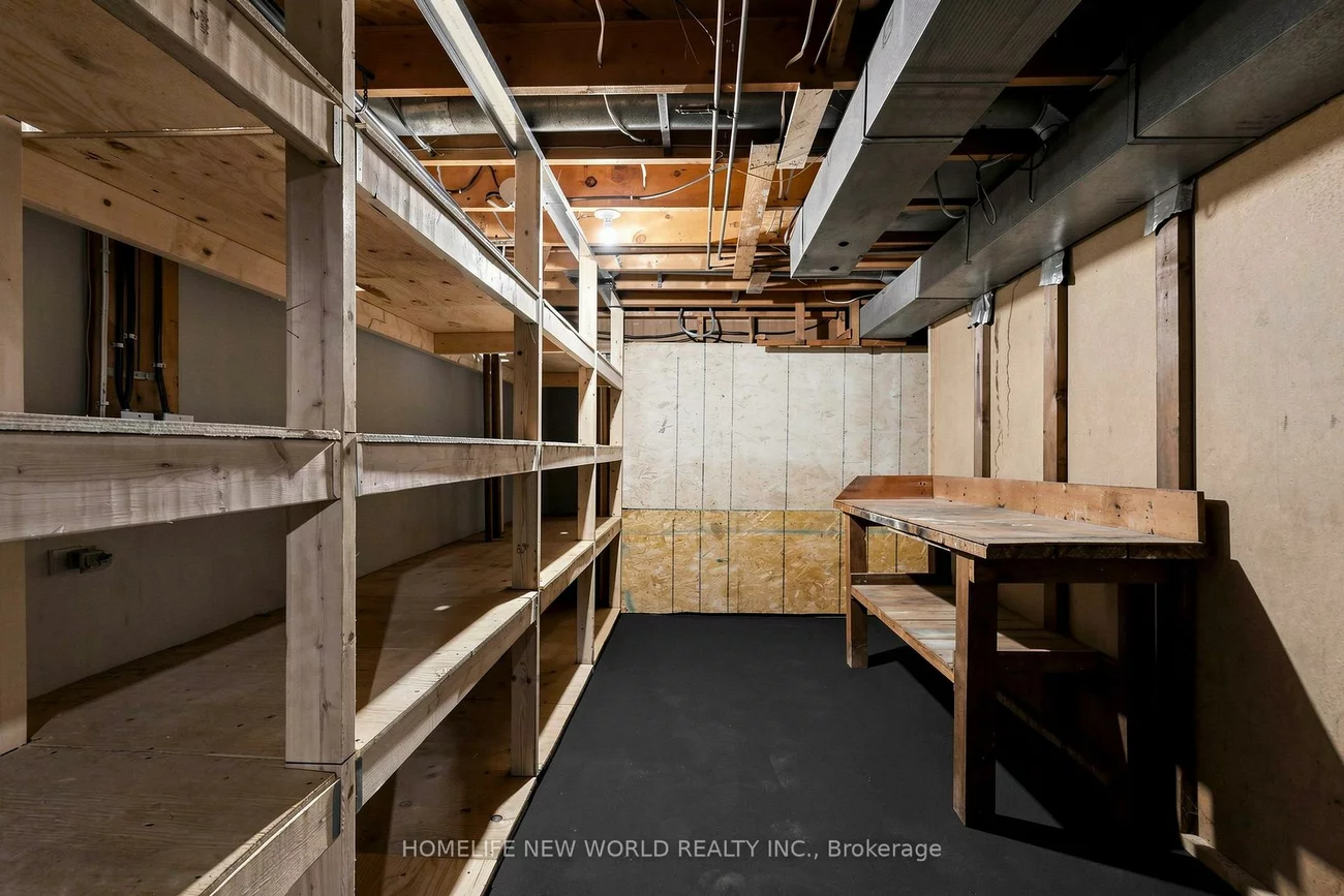 12, Greyfriar, Glenfield-Jane Heights, Toronto