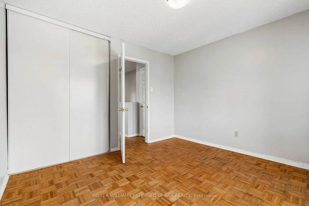 1508, Dupont, Dovercourt-Wallace Emerson-Junction, Toronto