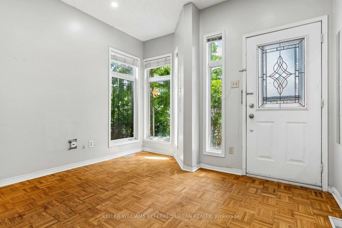 1508, Dupont, Dovercourt-Wallace Emerson-Junction, Toronto