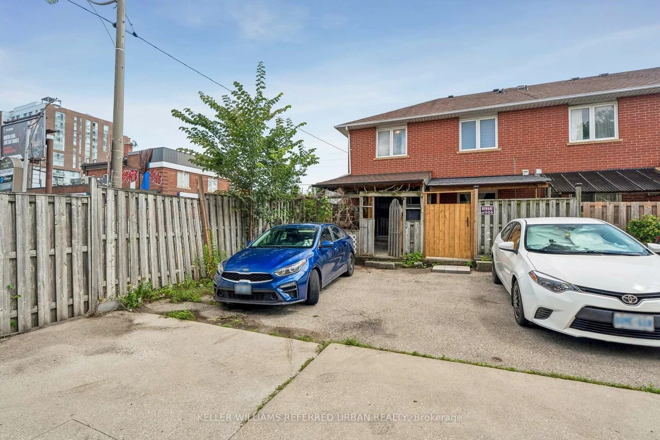 1508, Dupont, Dovercourt-Wallace Emerson-Junction, Toronto