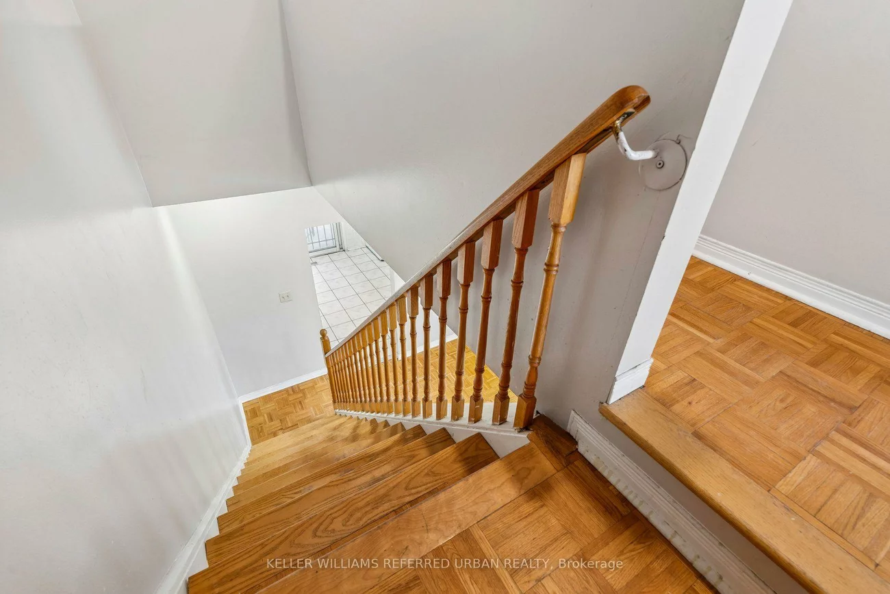1508, Dupont, Dovercourt-Wallace Emerson-Junction, Toronto