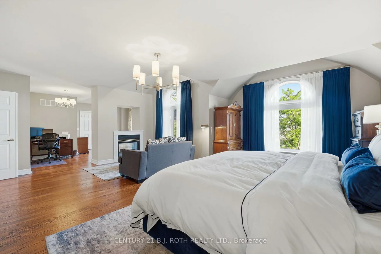 20, Creston, Yorkdale-Glen Park, Toronto