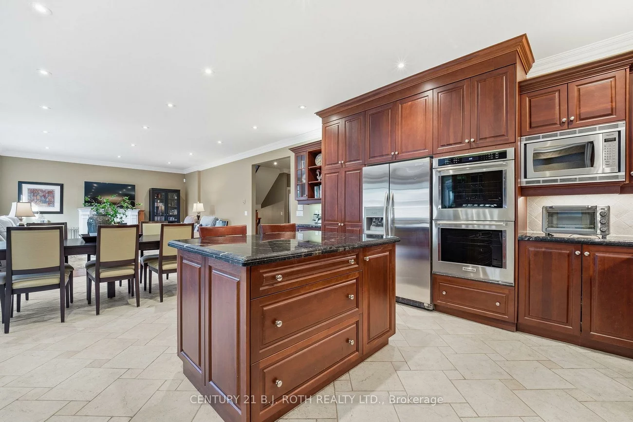 20, Creston, Yorkdale-Glen Park, Toronto