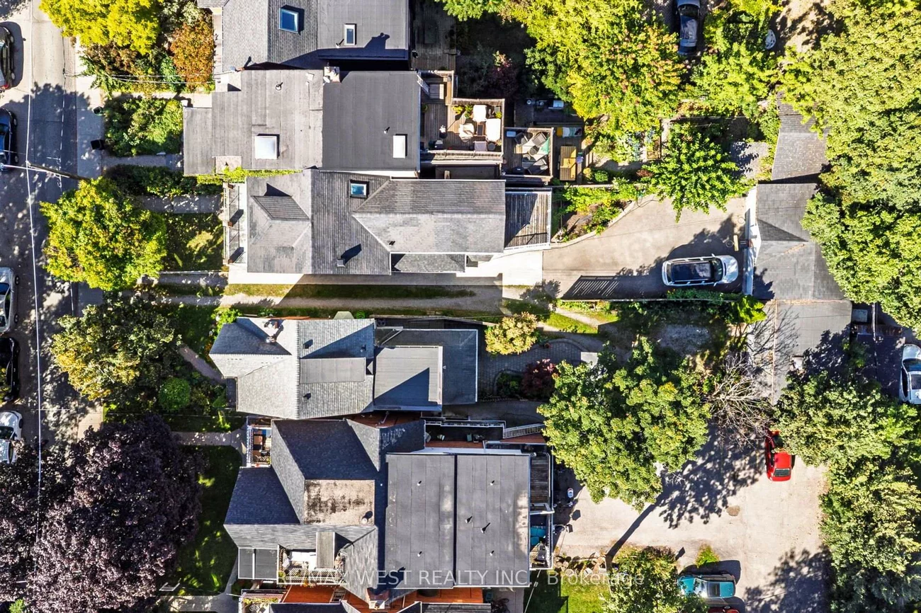 195, Dunn, South Parkdale, Toronto