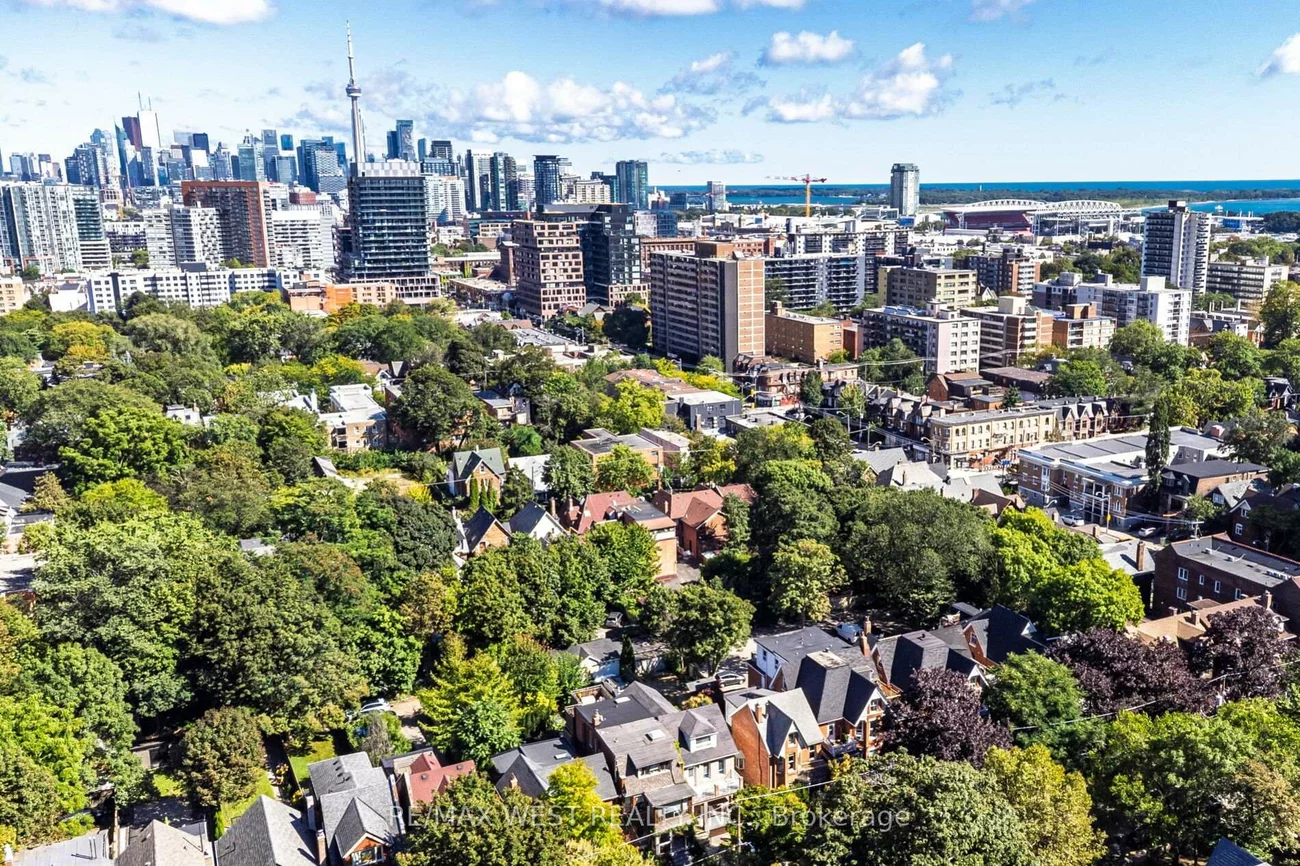 195, Dunn, South Parkdale, Toronto