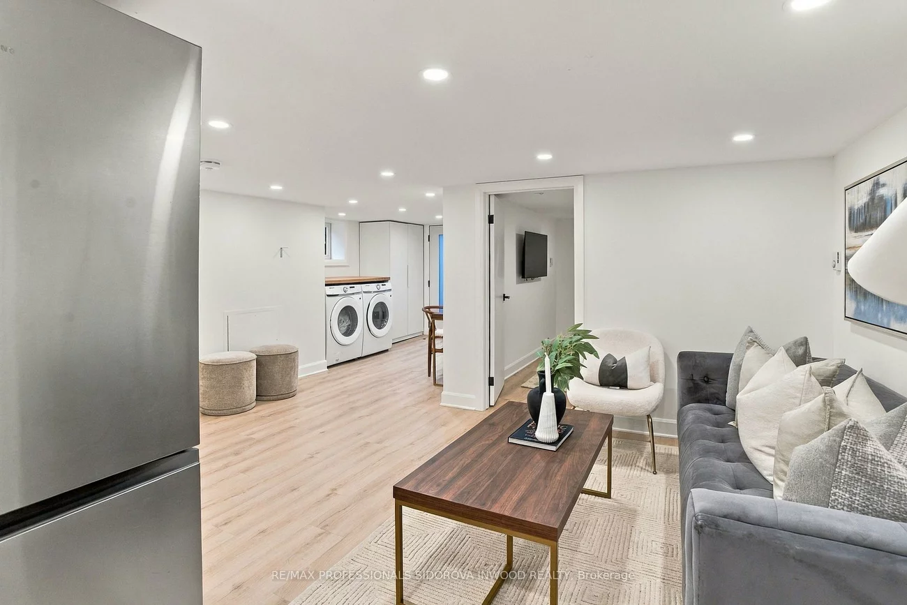 227, Windermere, High Park-Swansea, Toronto