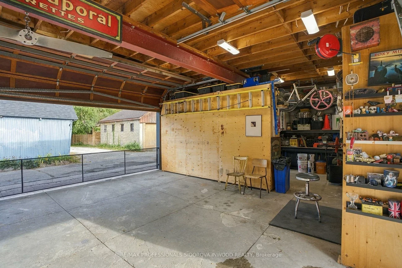 227, Windermere, High Park-Swansea, Toronto