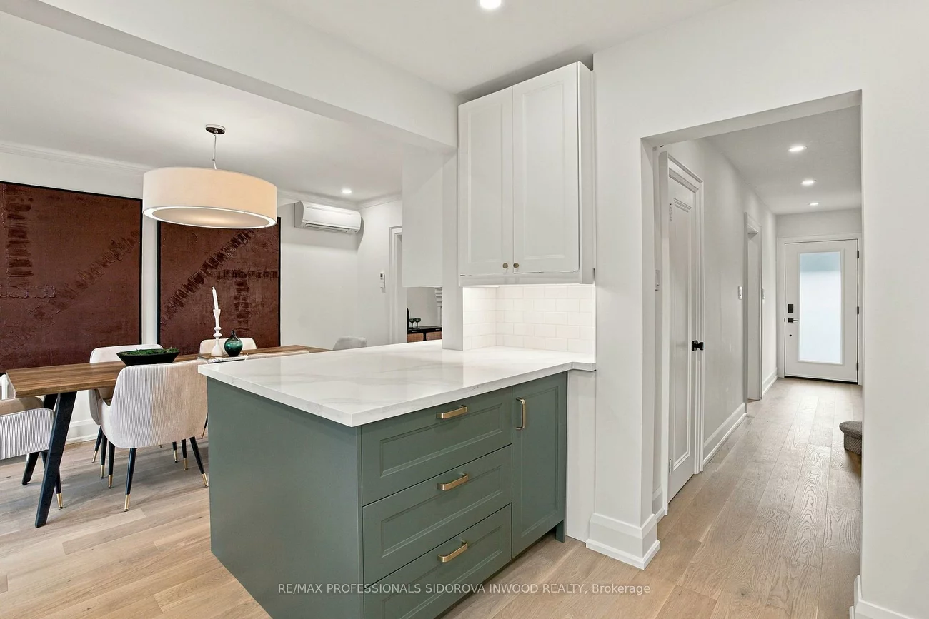 227, Windermere, High Park-Swansea, Toronto
