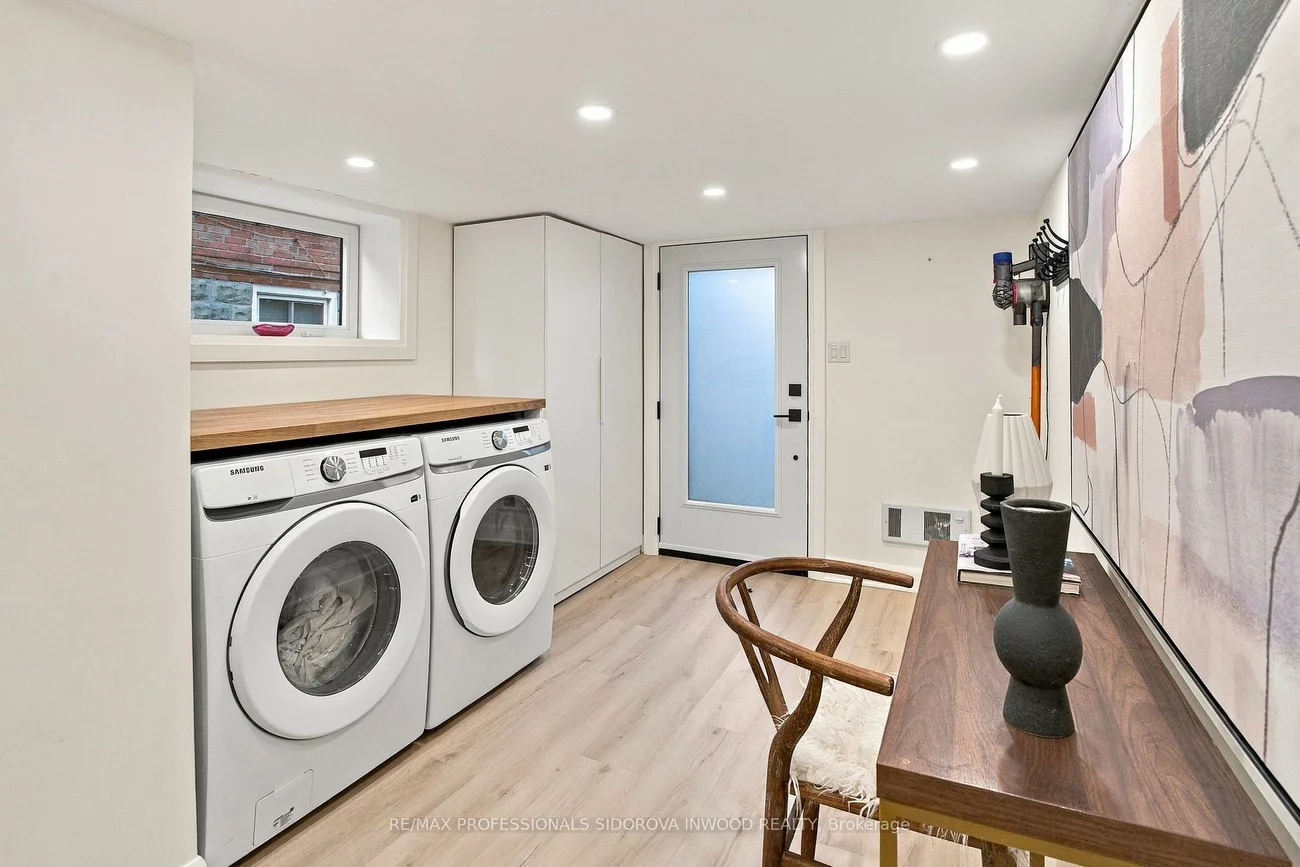 227, Windermere, High Park-Swansea, Toronto
