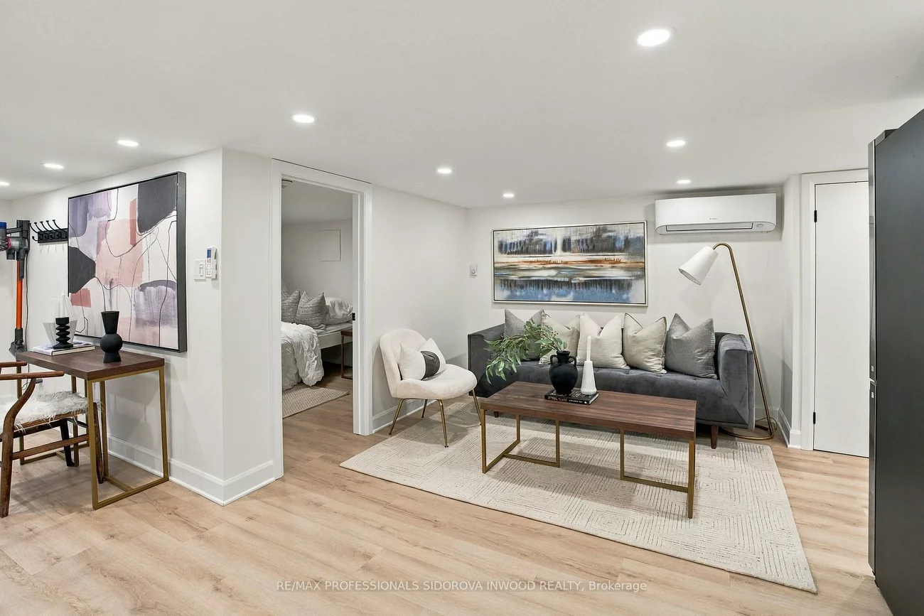 227, Windermere, High Park-Swansea, Toronto