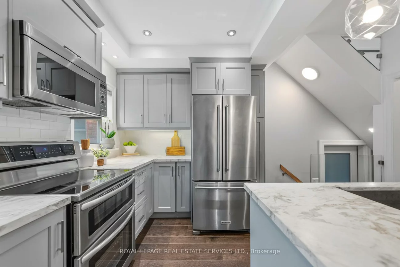 494, Durie, Runnymede-Bloor West Village, Toronto