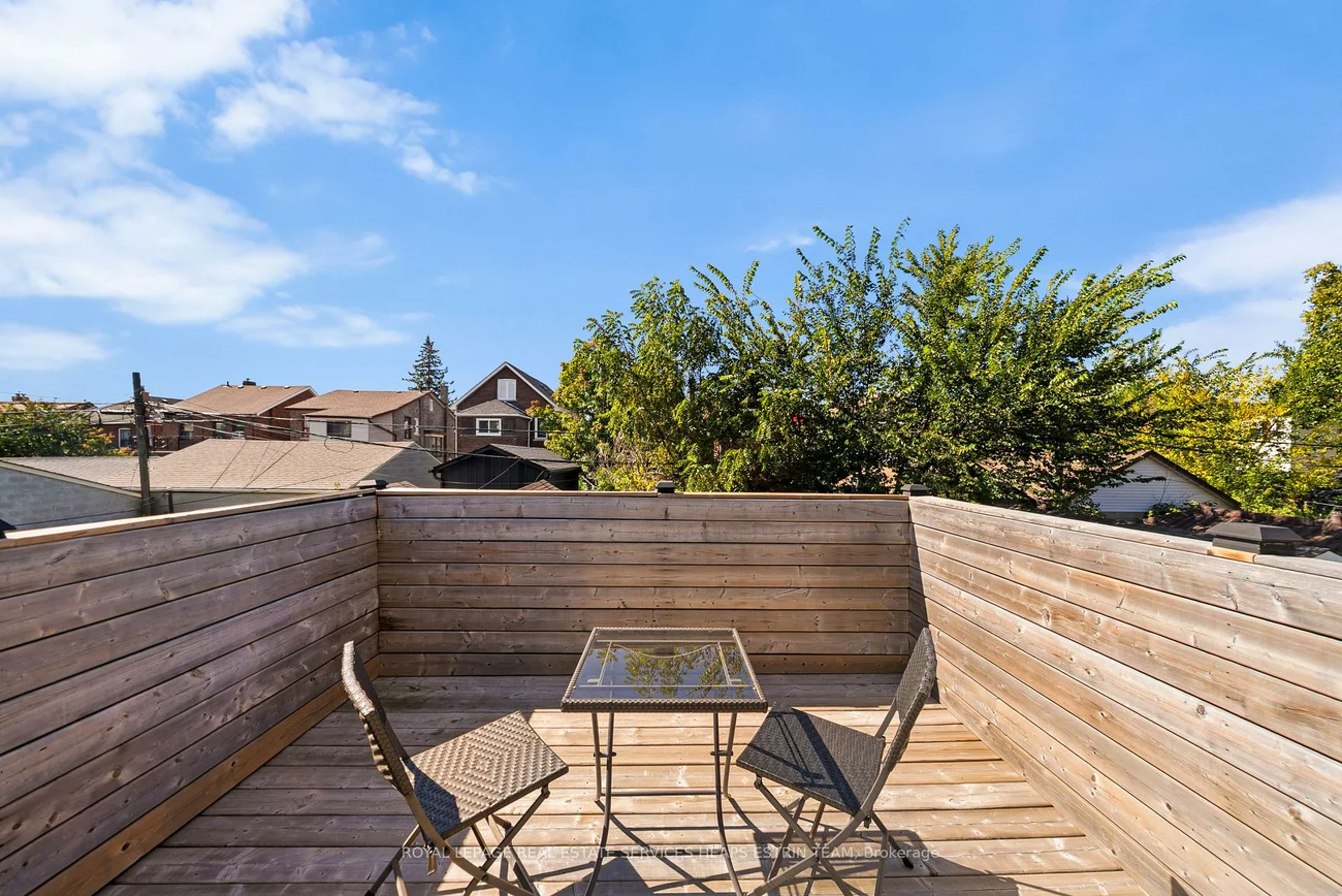 72, Westmount, Corso Italia-Davenport, Toronto