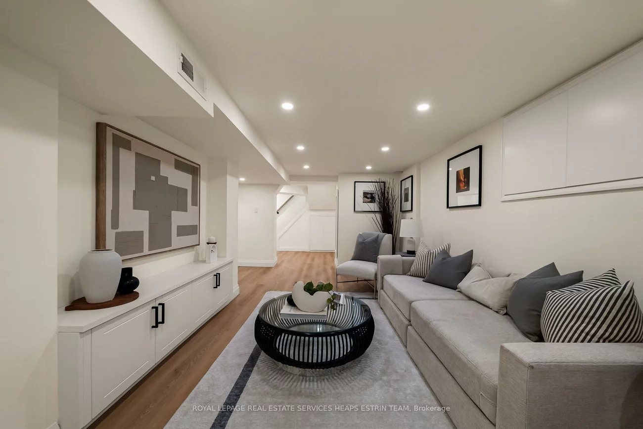 72, Westmount, Corso Italia-Davenport, Toronto