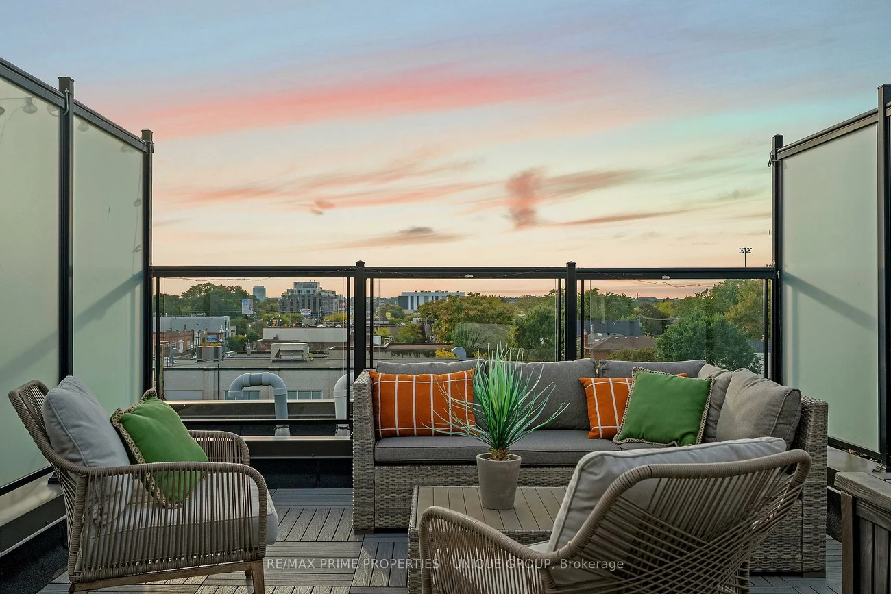 311, Gilmour, Junction Area, Toronto