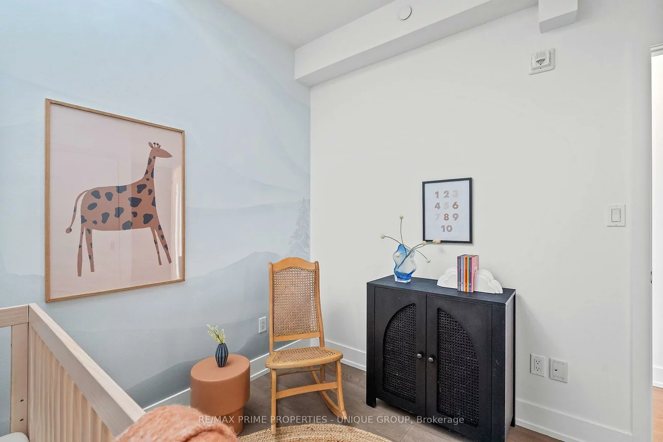 311, Gilmour, Junction Area, Toronto