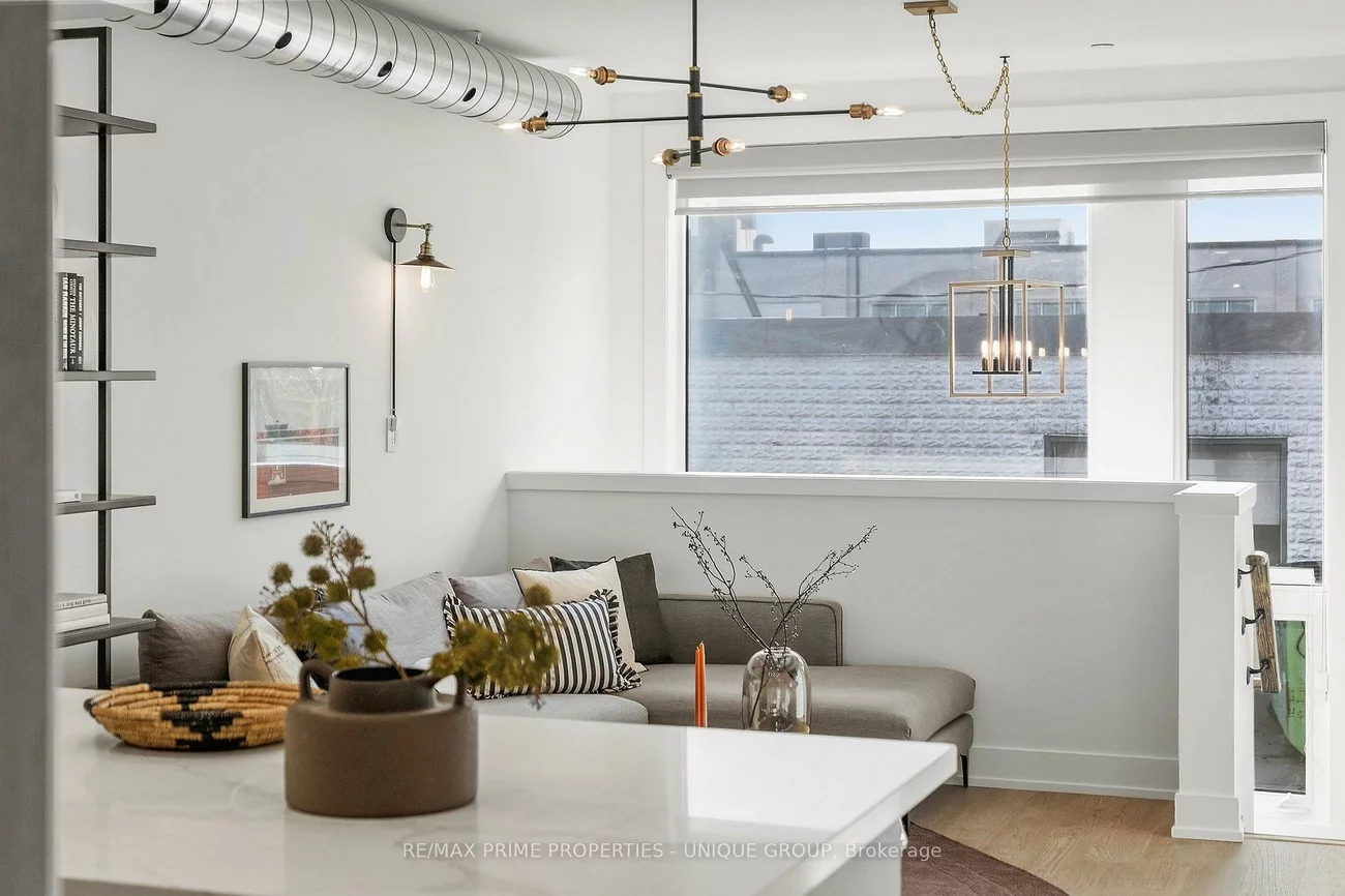 311, Gilmour, Junction Area, Toronto