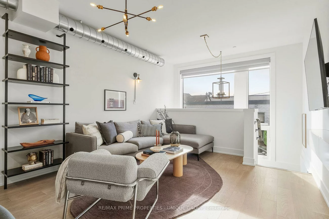 311, Gilmour, Junction Area, Toronto