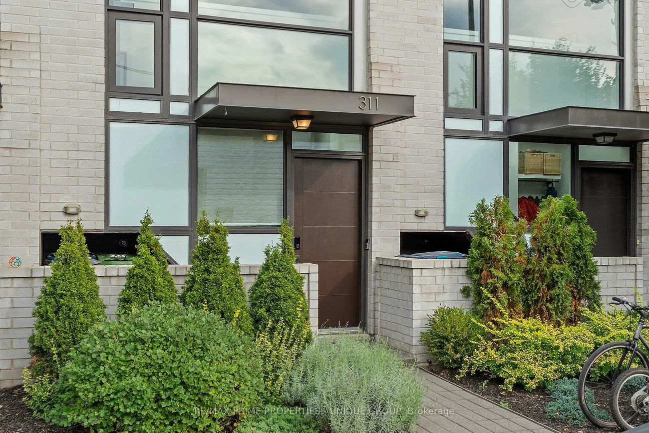 311, Gilmour, Junction Area, Toronto