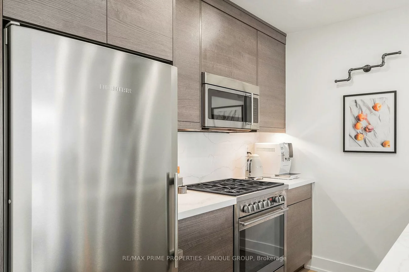 311, Gilmour, Junction Area, Toronto
