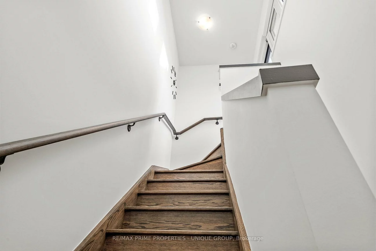311, Gilmour, Junction Area, Toronto