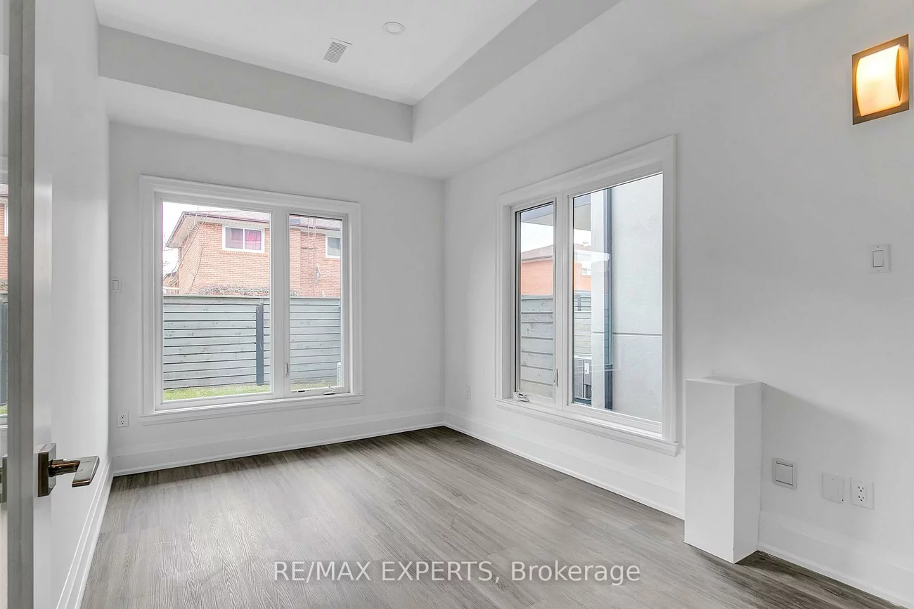 11, St Gaspar, Humber Summit, Toronto