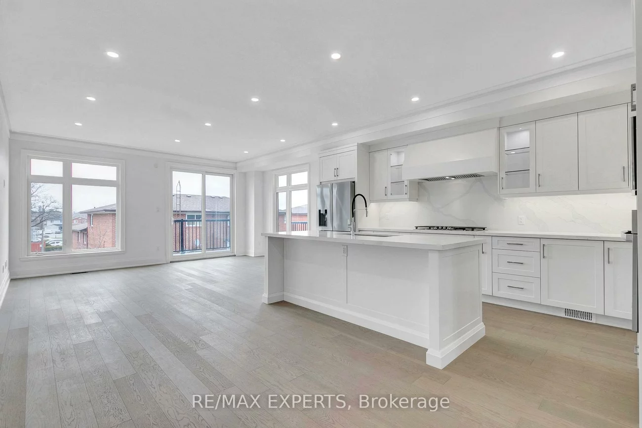 11, St Gaspar, Humber Summit, Toronto