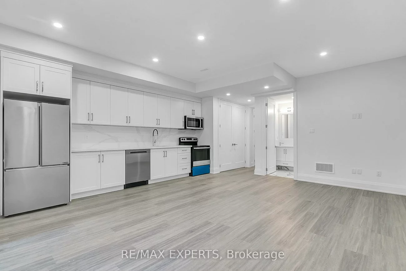 11, St Gaspar, Humber Summit, Toronto