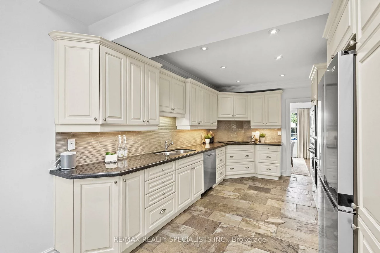 78, Meadowbank, Islington-City Centre West, Toronto