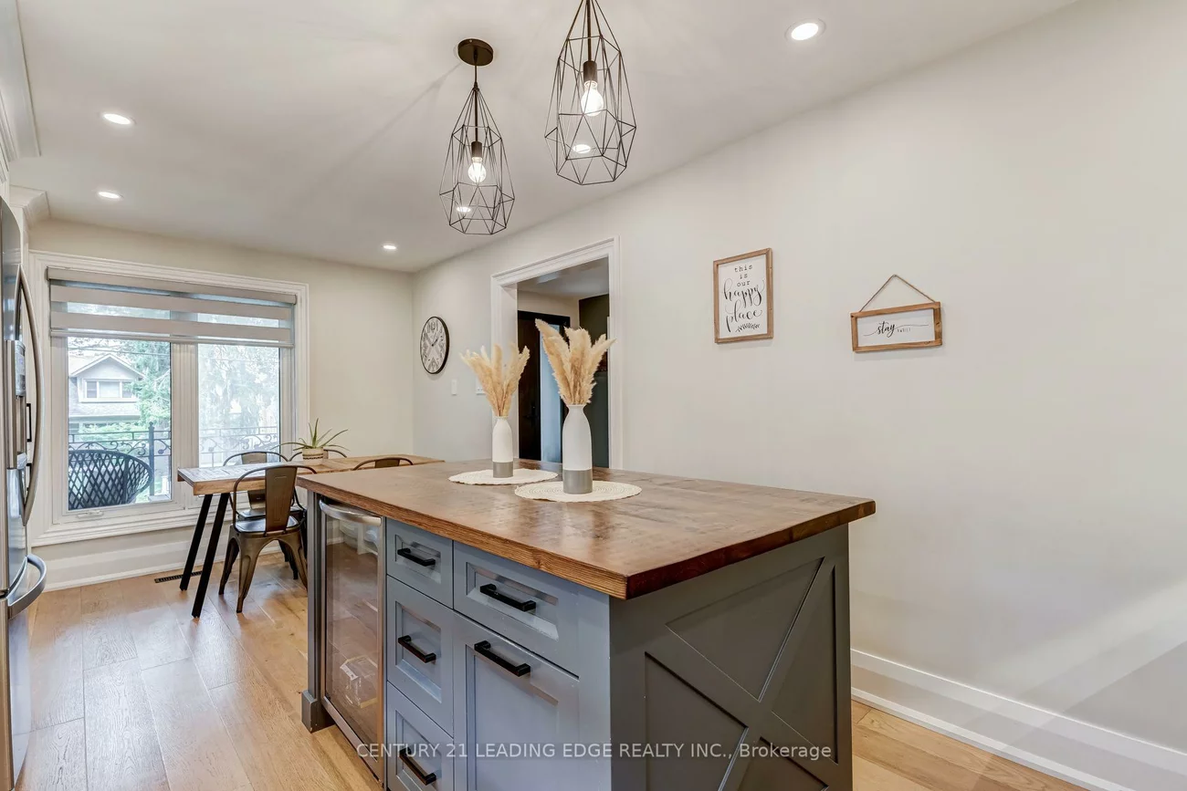 5, Mountbatten, Humber Heights, Toronto