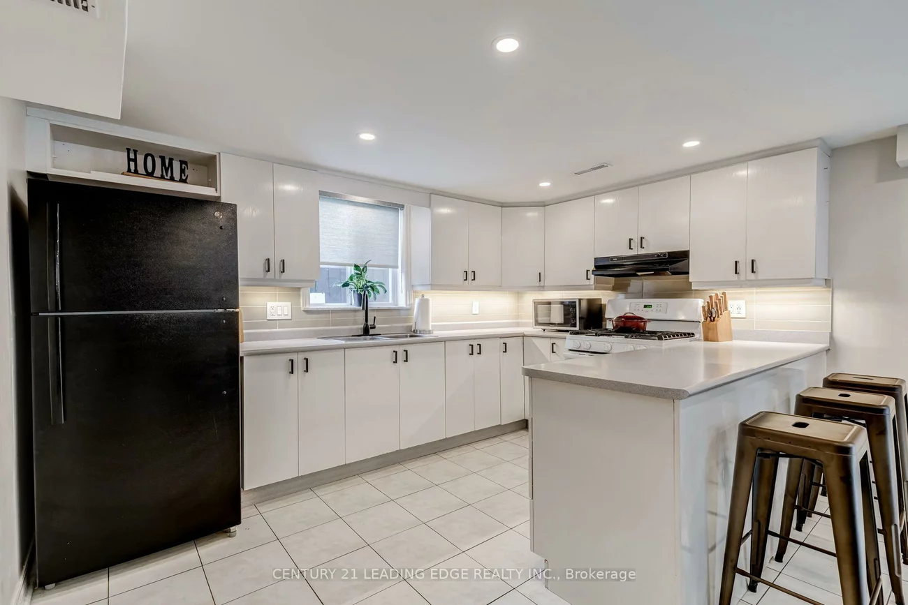 5, Mountbatten, Humber Heights, Toronto