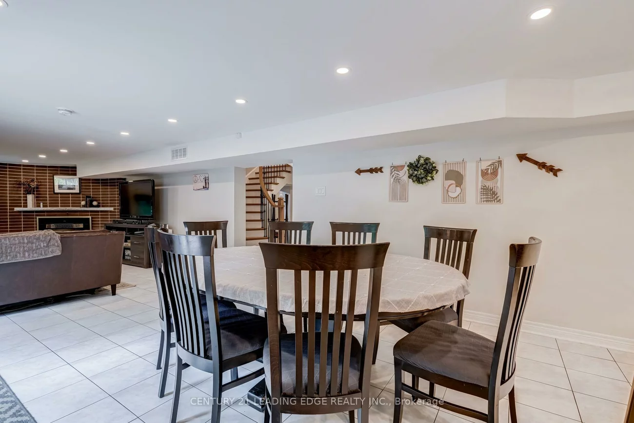 5, Mountbatten, Humber Heights, Toronto