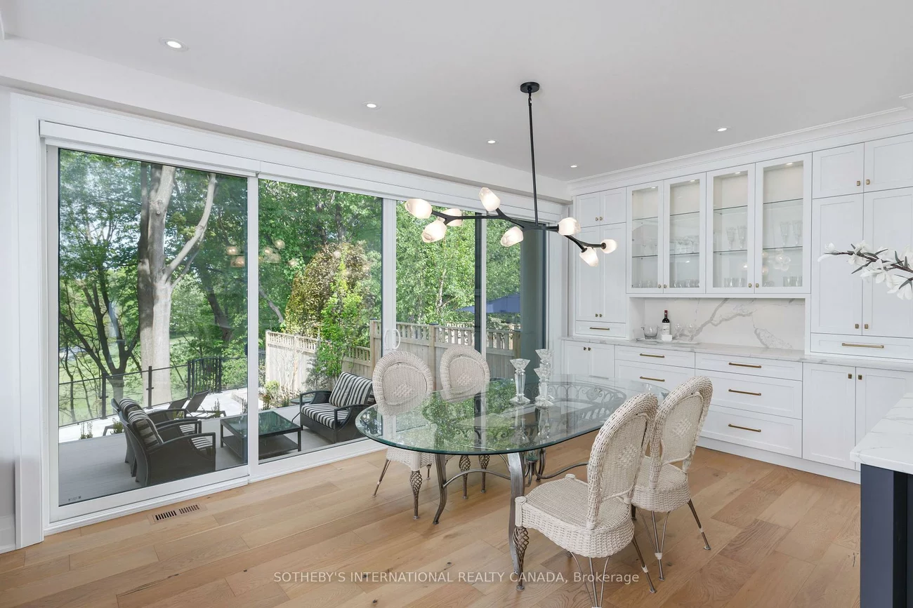 57, Burnhamthorpe Park, Islington-City Centre West, Toronto