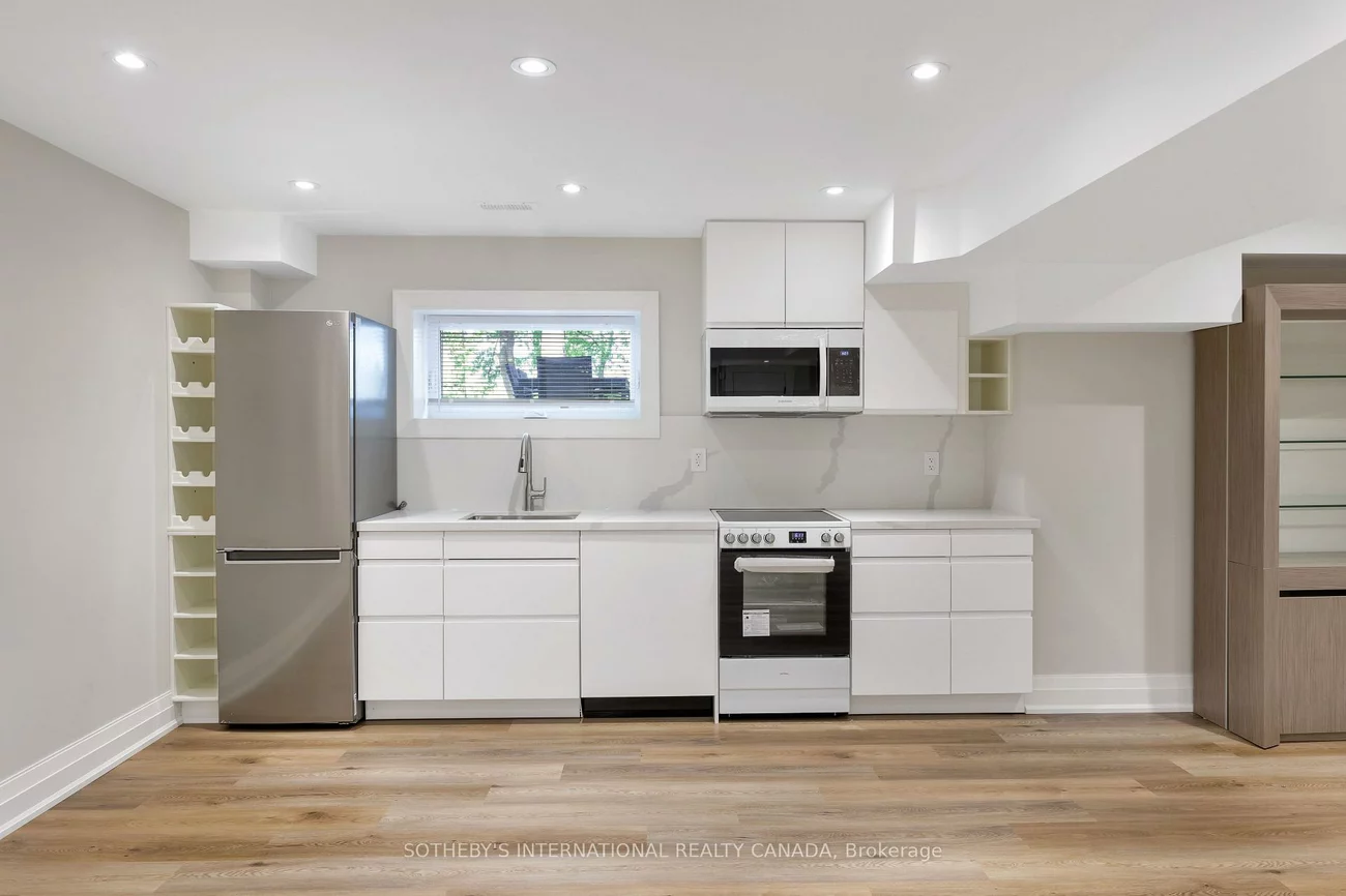 57, Burnhamthorpe Park, Islington-City Centre West, Toronto