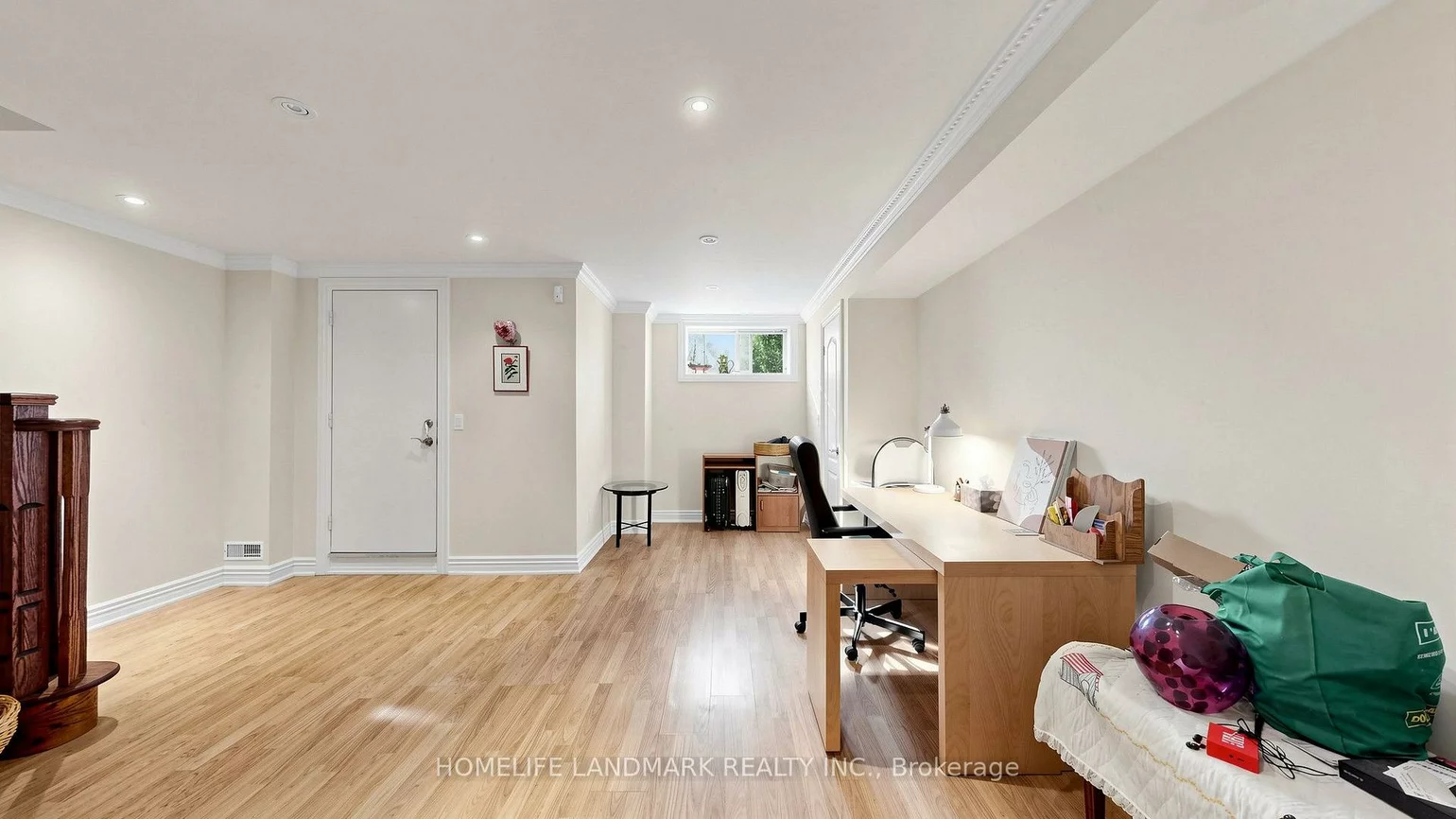 357, Bartlett, Dovercourt-Wallace Emerson-Junction, Toronto