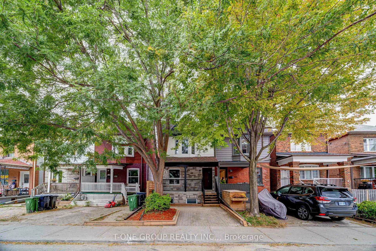 442, Margueretta, Dovercourt-Wallace Emerson-Junction, Toronto
