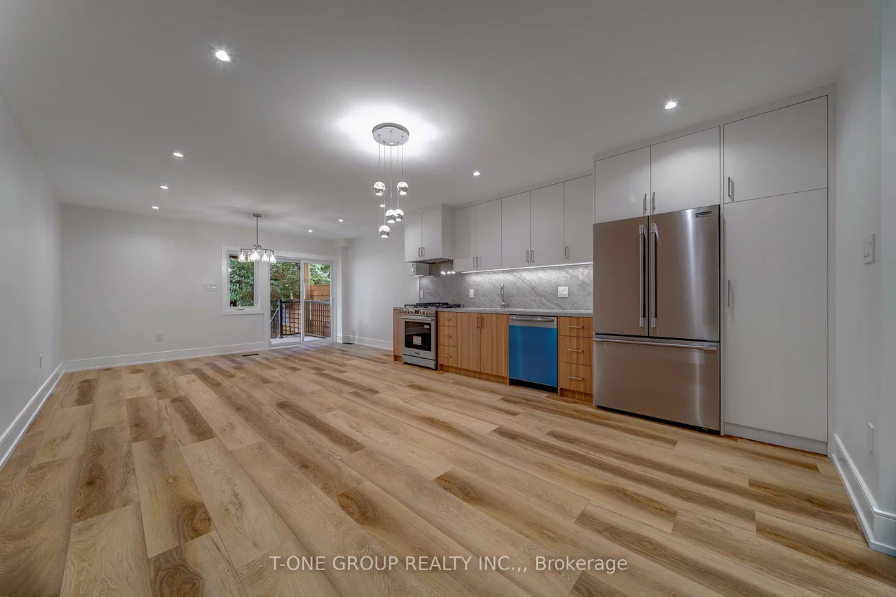 442, Margueretta, Dovercourt-Wallace Emerson-Junction, Toronto