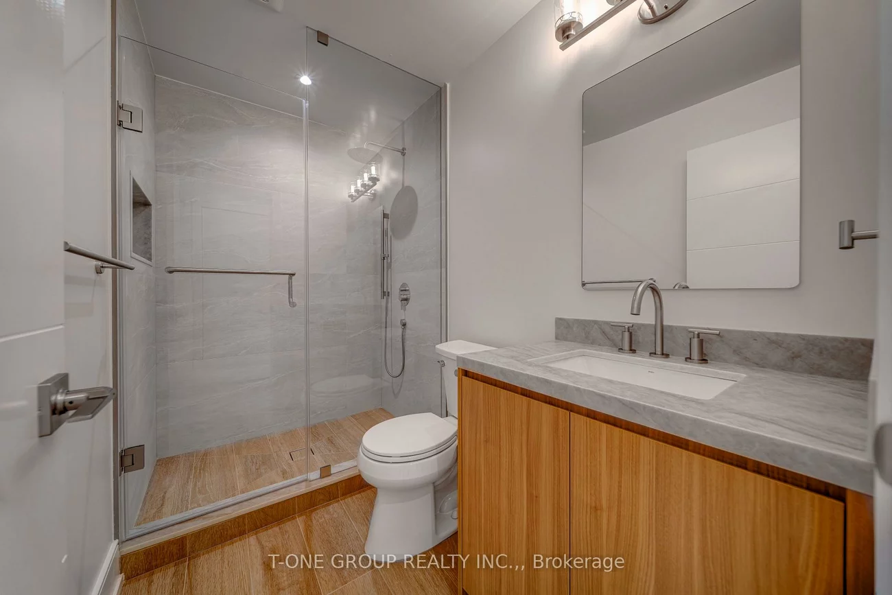 442, Margueretta, Dovercourt-Wallace Emerson-Junction, Toronto