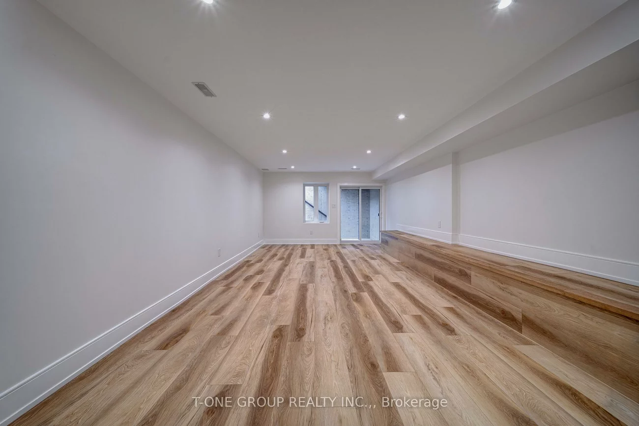 442, Margueretta, Dovercourt-Wallace Emerson-Junction, Toronto
