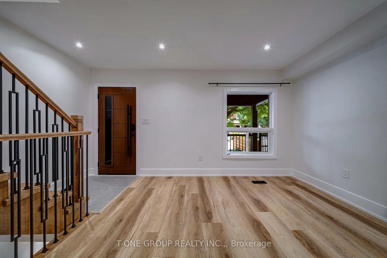 442, Margueretta, Dovercourt-Wallace Emerson-Junction, Toronto